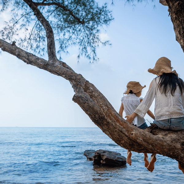 4 tips for pleasing everyone on a family holiday